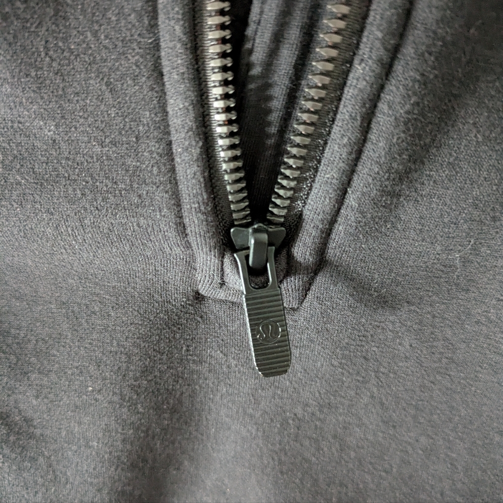 Lululemon Women's Thick Fleece Half-Zip - Picture 4 of 6
